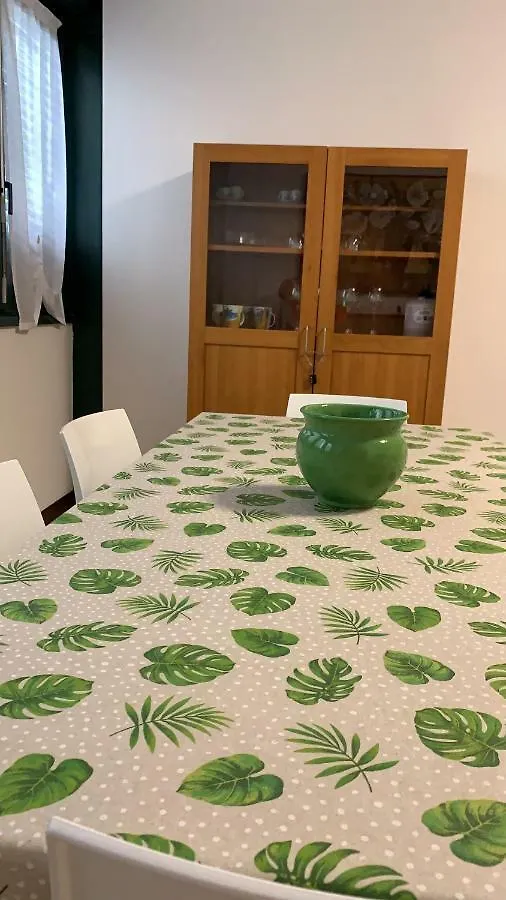 La Casa Di Joy Bed & Breakfast Bergamo 2*,  İtalya